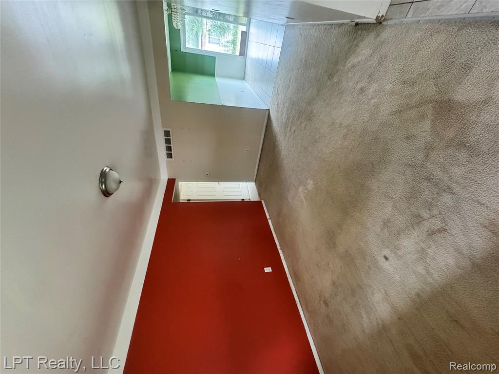18181 Winwood Court Property Photo 8