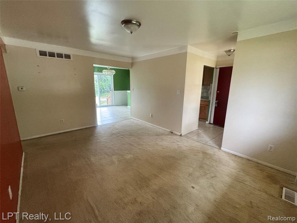 18181 Winwood Court Property Photo 9