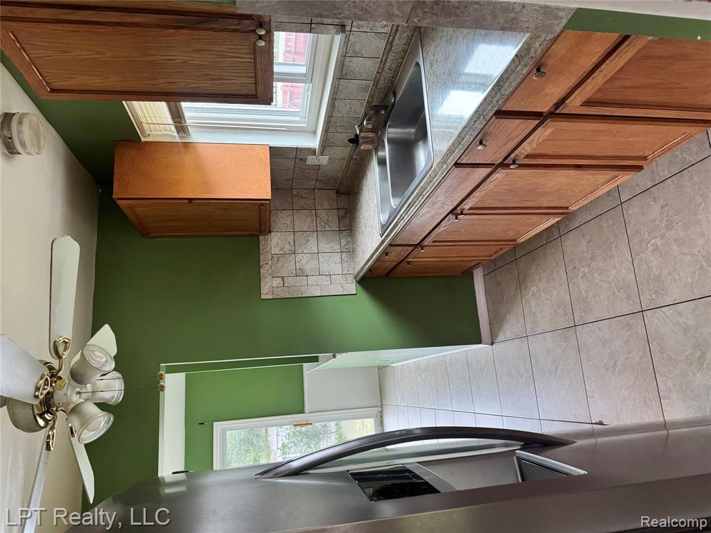 18181 Winwood Court Property Photo 10
