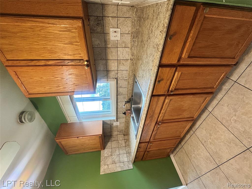 18181 Winwood Court Property Photo 13