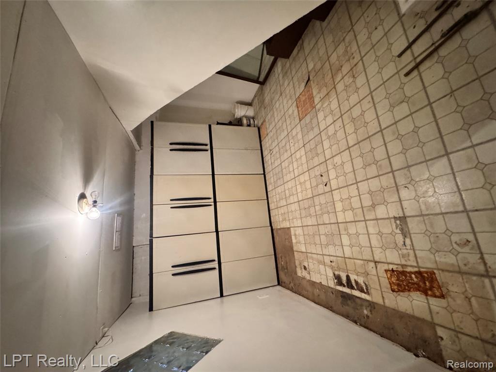 18181 Winwood Court Property Photo 23