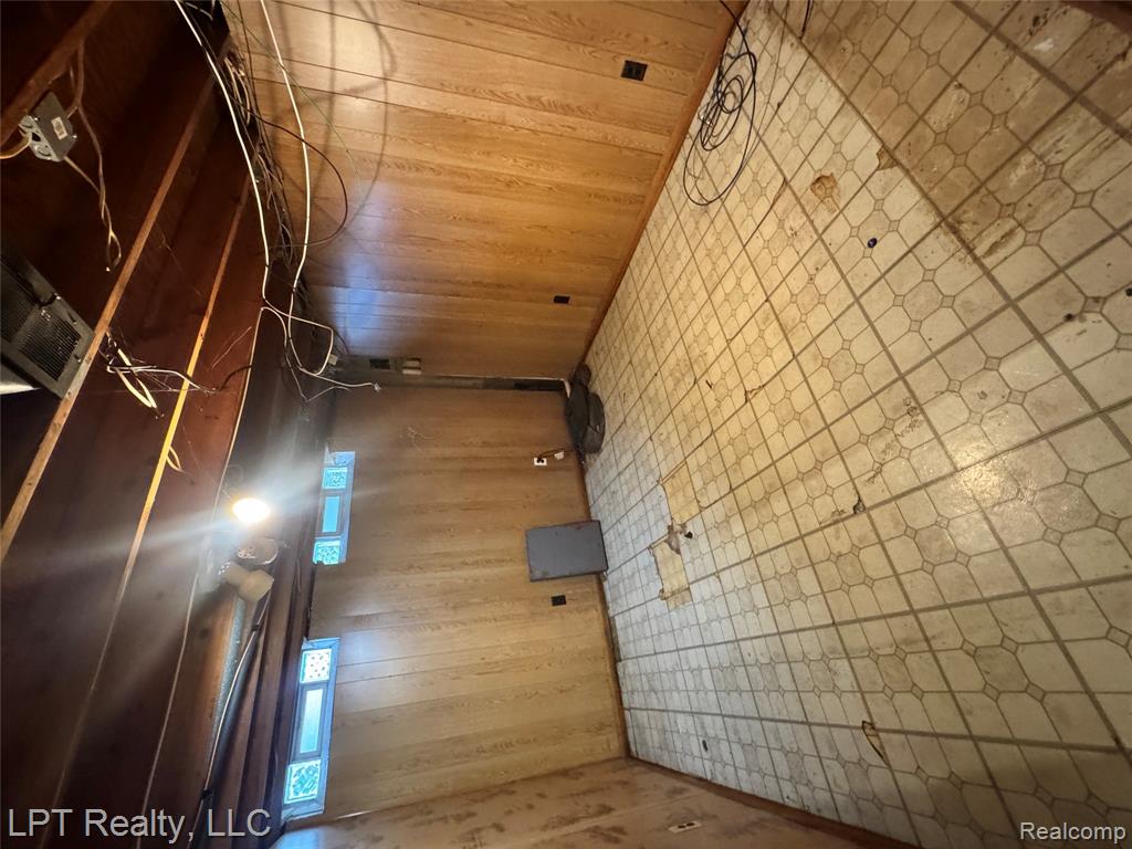 18181 Winwood Court Property Photo 28