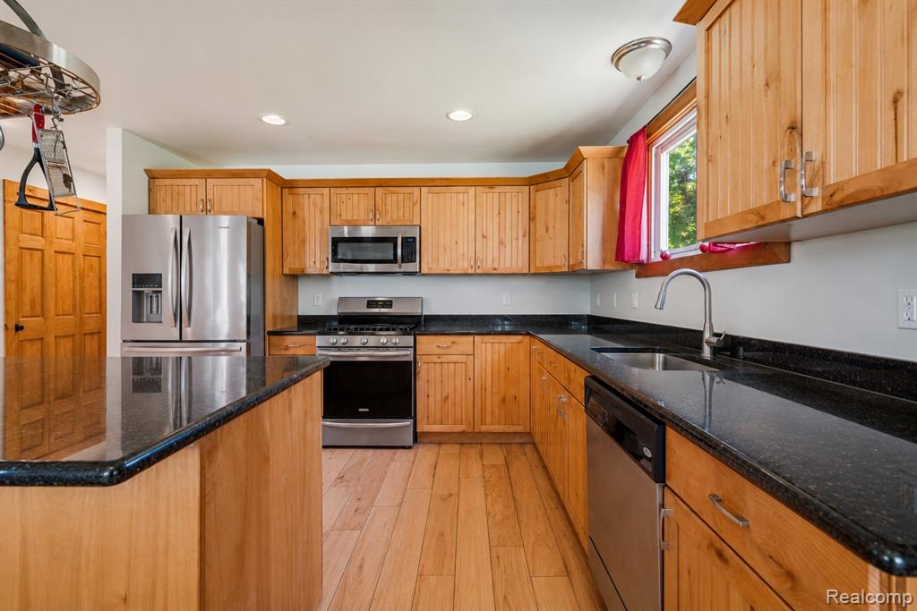 11583 Cape Cod Street Property Photo 8
