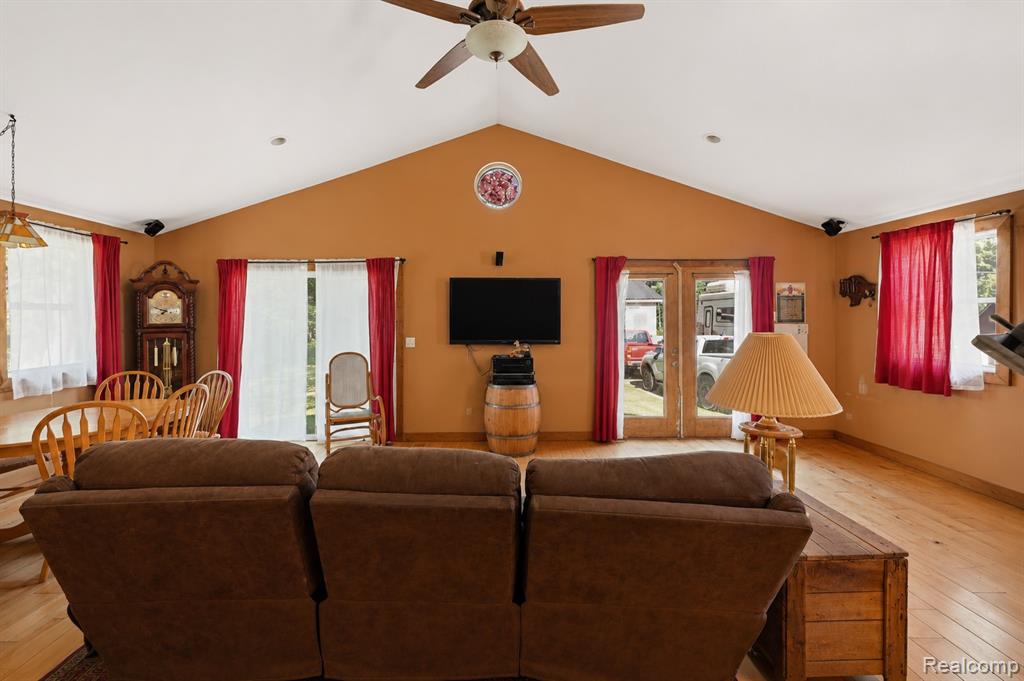 11583 Cape Cod Street Property Photo 14