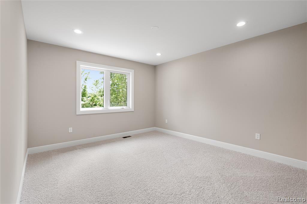 2185 Heidi Drive Property Photo 29