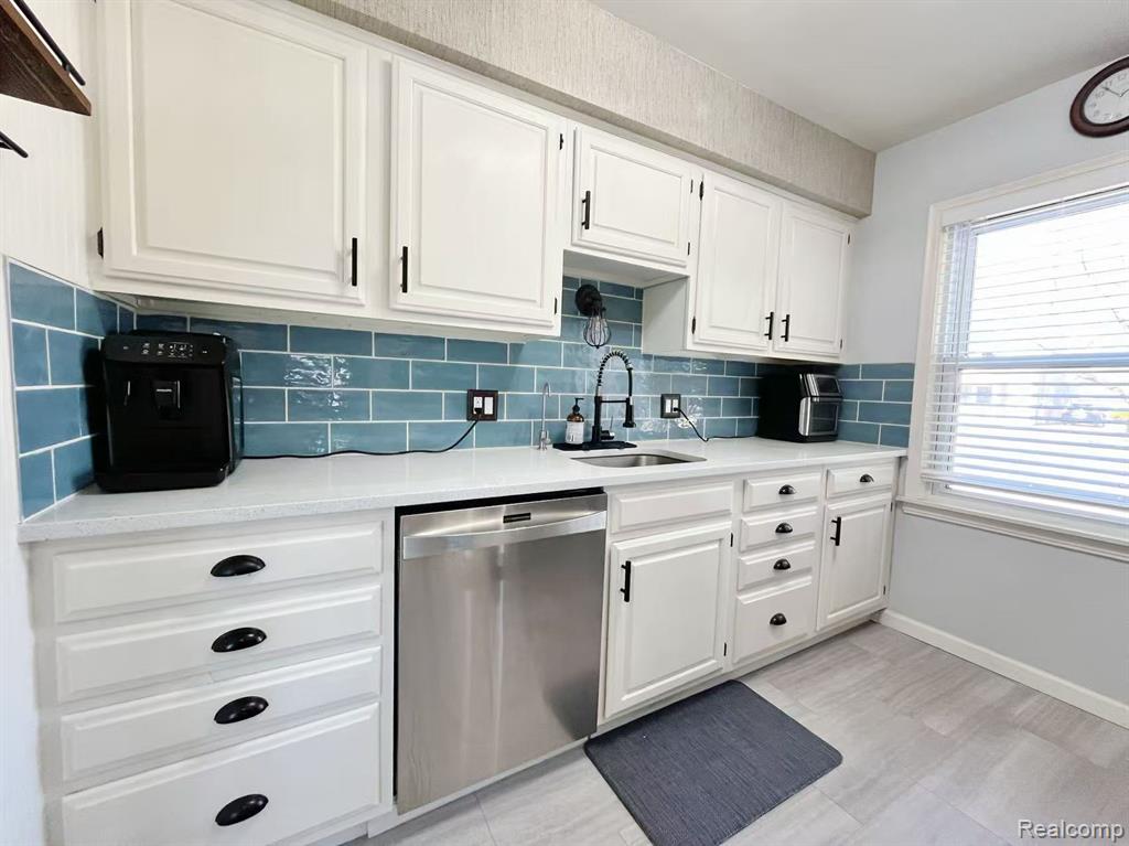 3303 Chester Road Property Photo 11