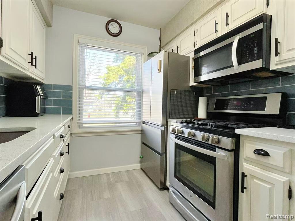 3303 Chester Road Property Photo 13