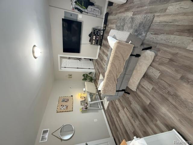 26 Wabash Street Property Photo 3