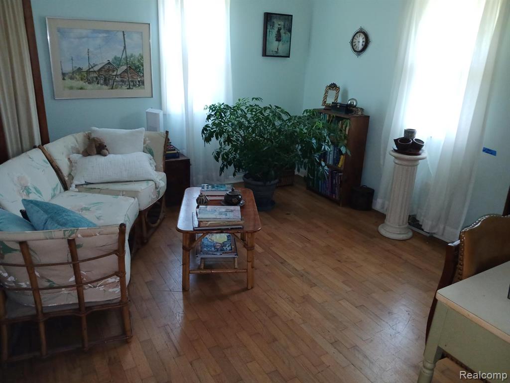 18073 Sharon Valley Road Property Photo 5