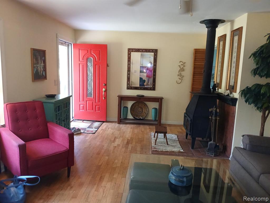 18073 Sharon Valley Road Property Photo 10