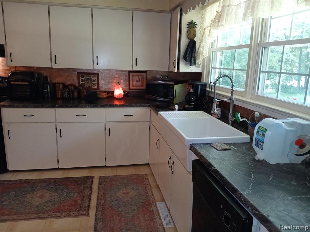 18073 Sharon Valley Road Property Photo 18