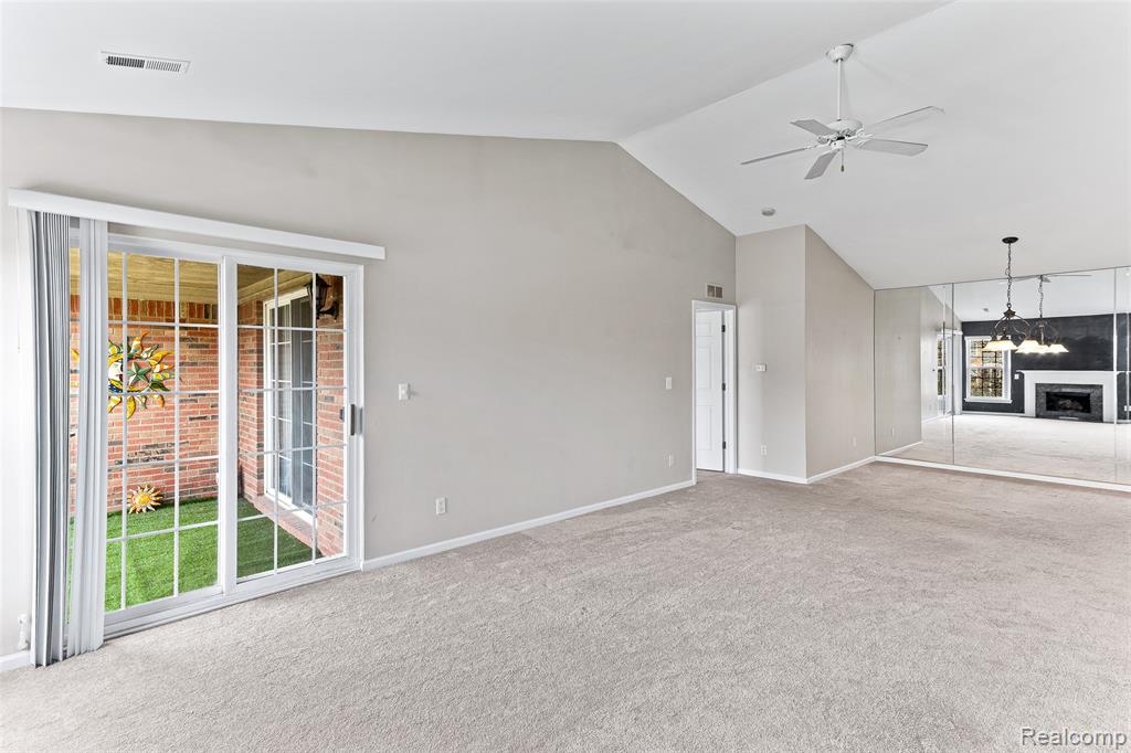 3553 Oakmonte Boulevard Property Photo 7
