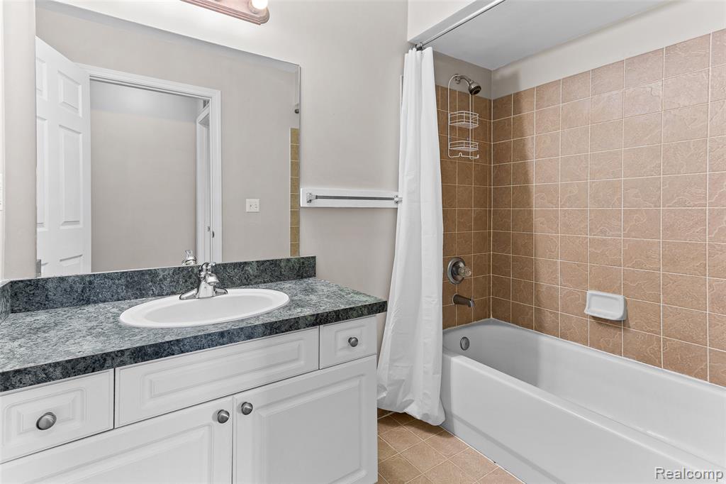 3553 Oakmonte Boulevard Property Photo 18