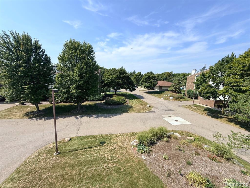 30450 Orchard Lake Road Property Photo 24
