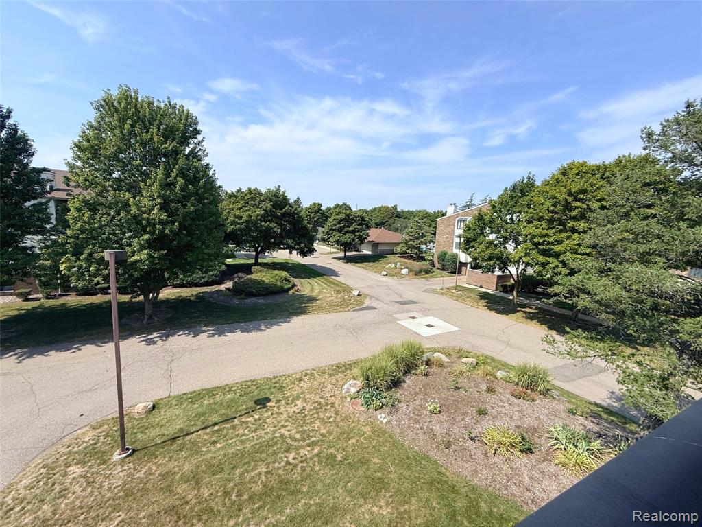 30450 Orchard Lake Road Property Photo 28