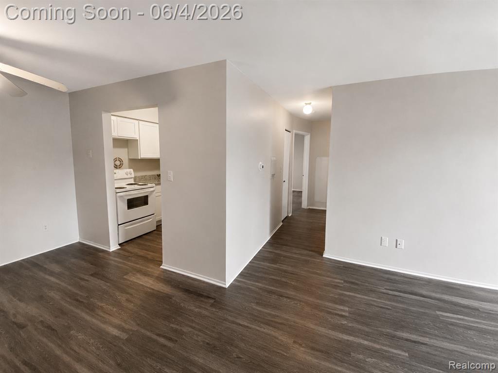 1880 Axtell Drive Property Photo 8