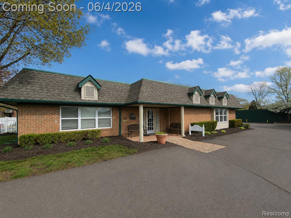 1880 Axtell Drive Property Photo 18