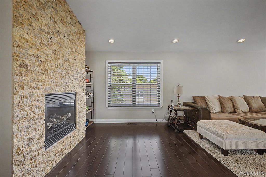 20872 E Glen Haven Circle Property Photo 10
