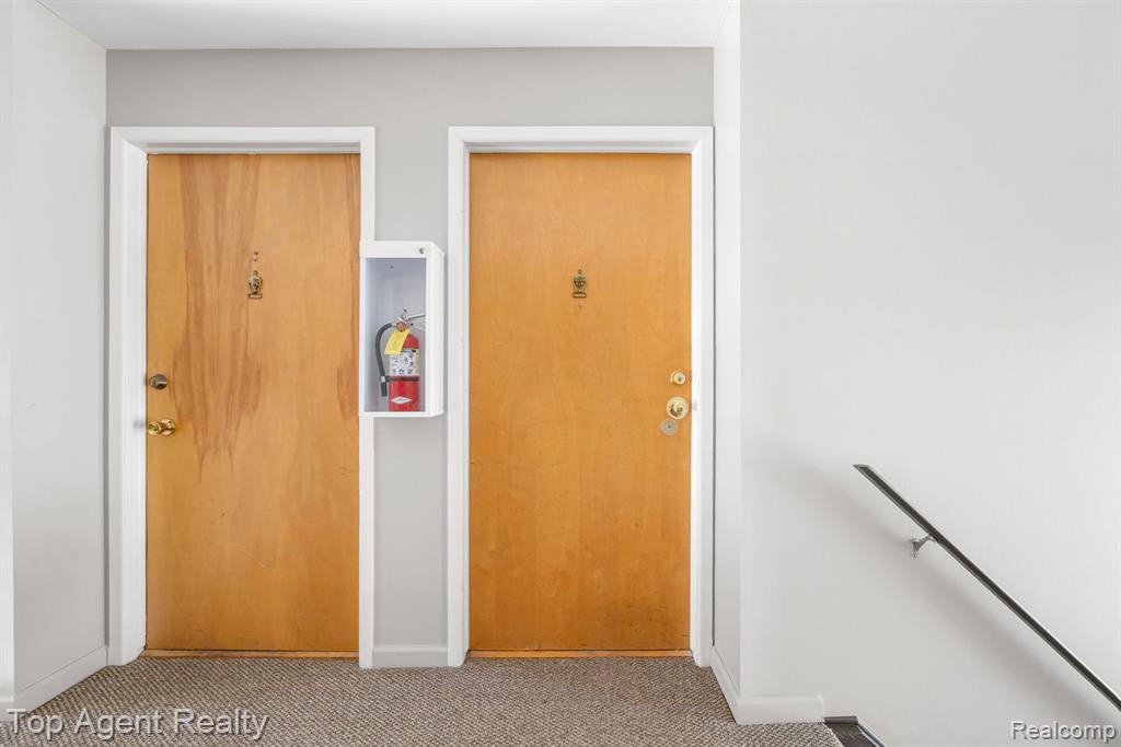8657 Kennedy Circle Property Photo 19