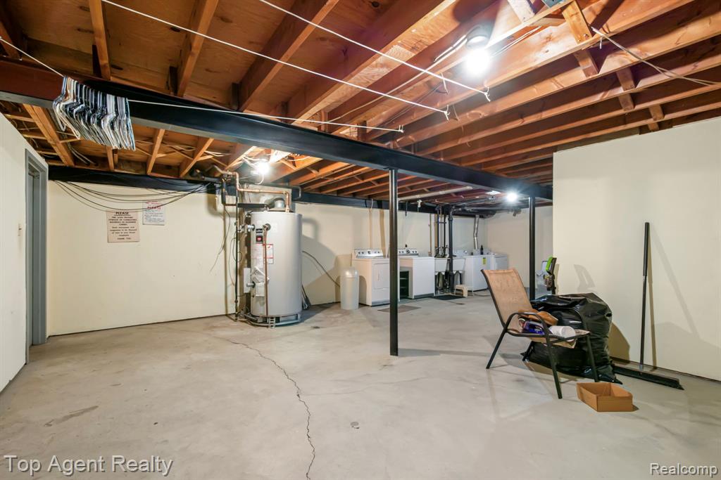 8657 Kennedy Circle Property Photo 25
