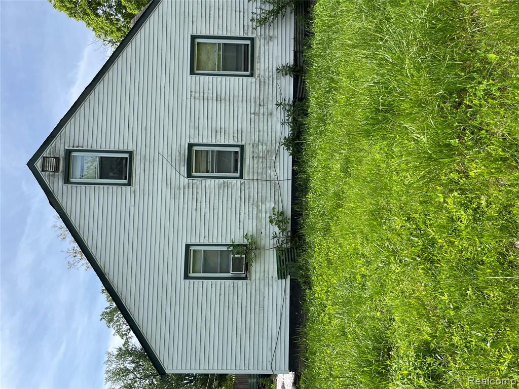 18200 Fielding Street Property Photo 6