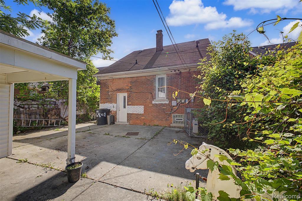 6808 Abington Avenue Property Photo 26