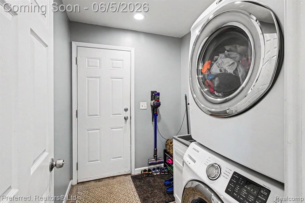 6366 Dutcher Road Property Photo 25