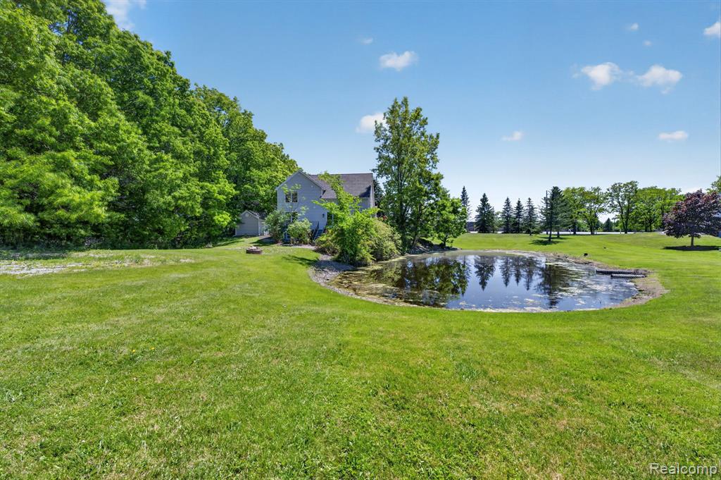 9055 Hegel Road Property Photo 8