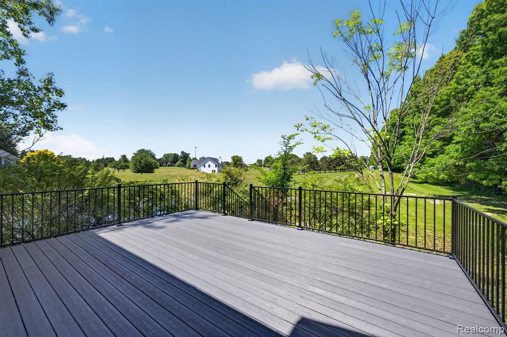 9055 Hegel Road Property Photo 15