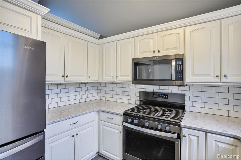 9055 Hegel Road Property Photo 28