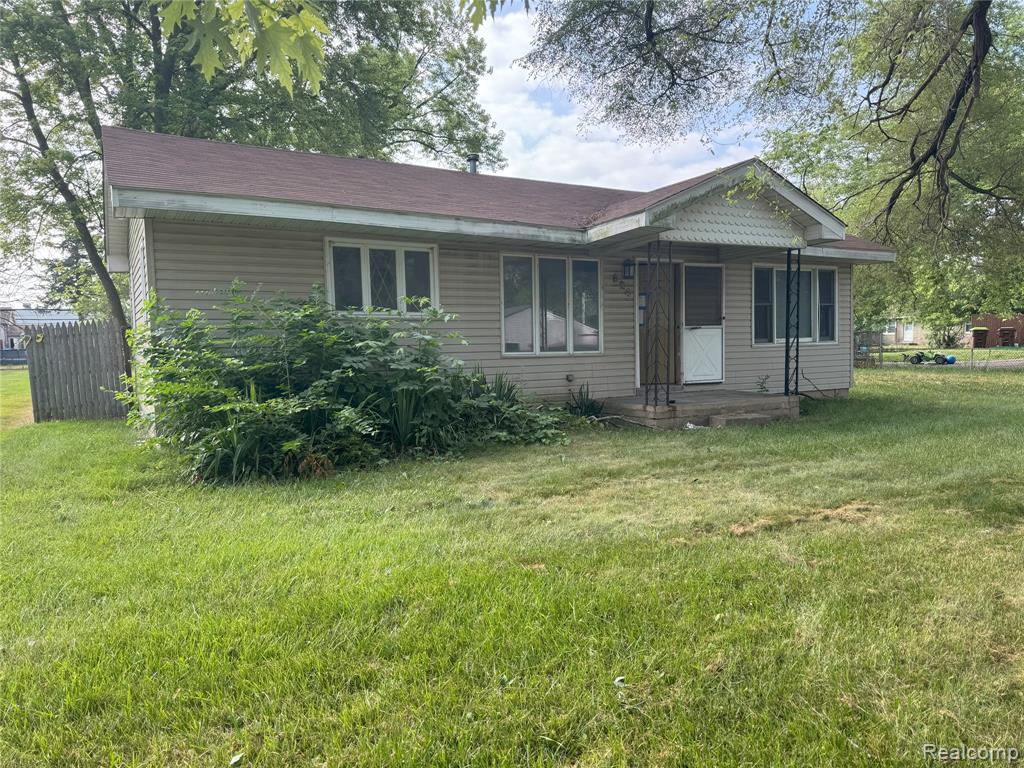 824 Harbor Avenue Property Photo 2