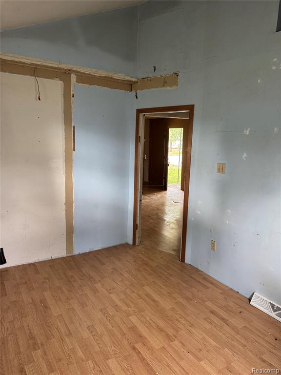 824 Harbor Avenue Property Photo 4