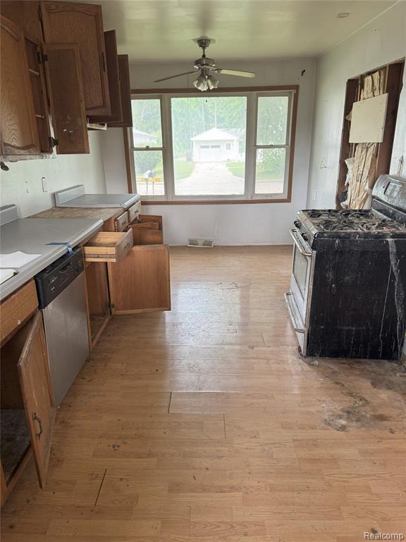 824 Harbor Avenue Property Photo 9