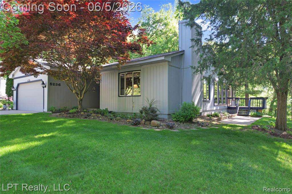 5236 Schlenker Road Property Photo 1