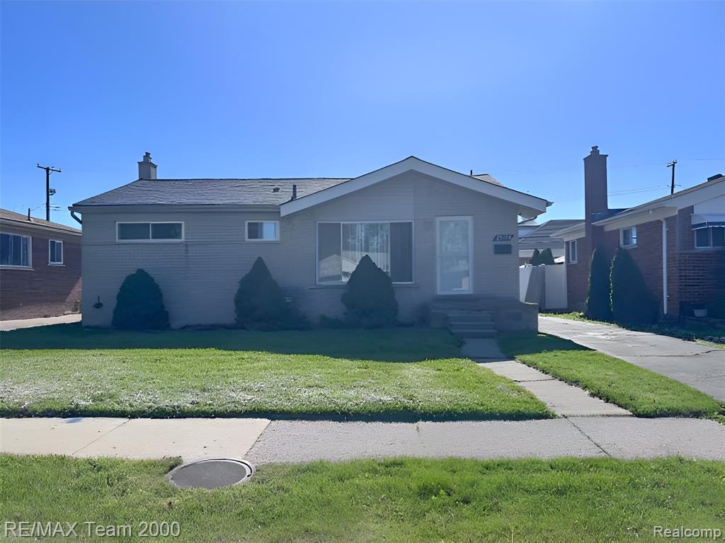 25154 Huron Street Property Photo 1