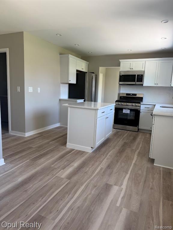 44250 Candlewood Drive Property Photo 16