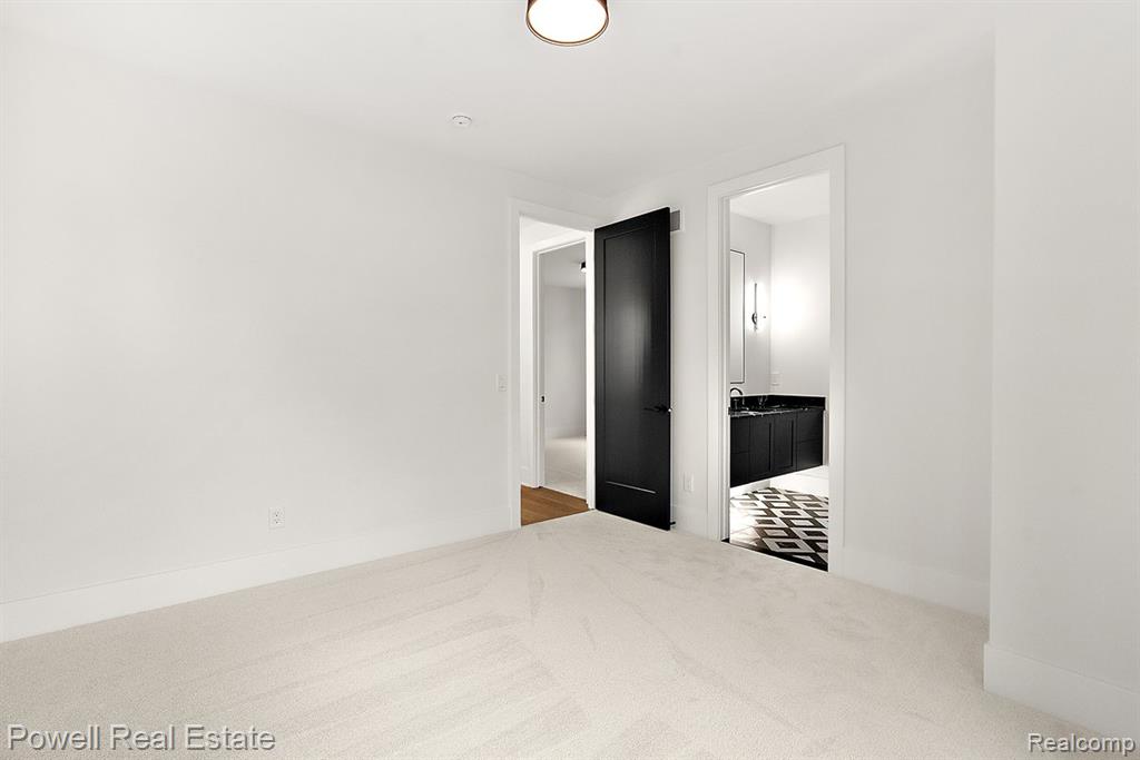 1998 Hazel Street Property Photo 27