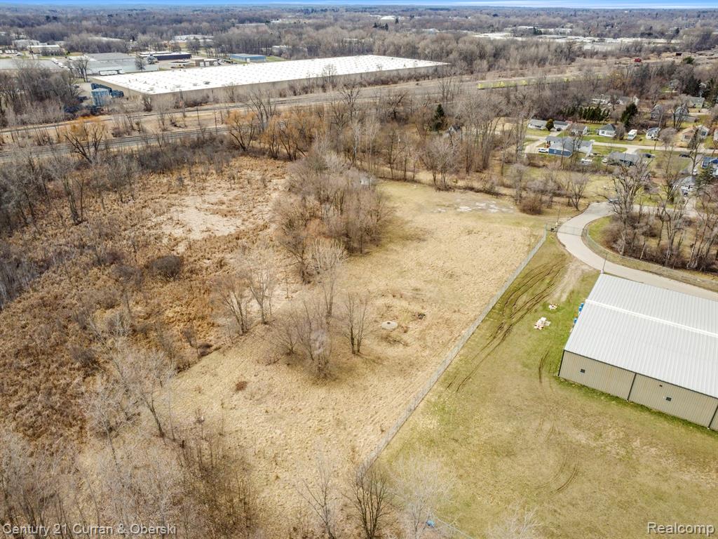 1139 S Dettman Road Property Photo 7