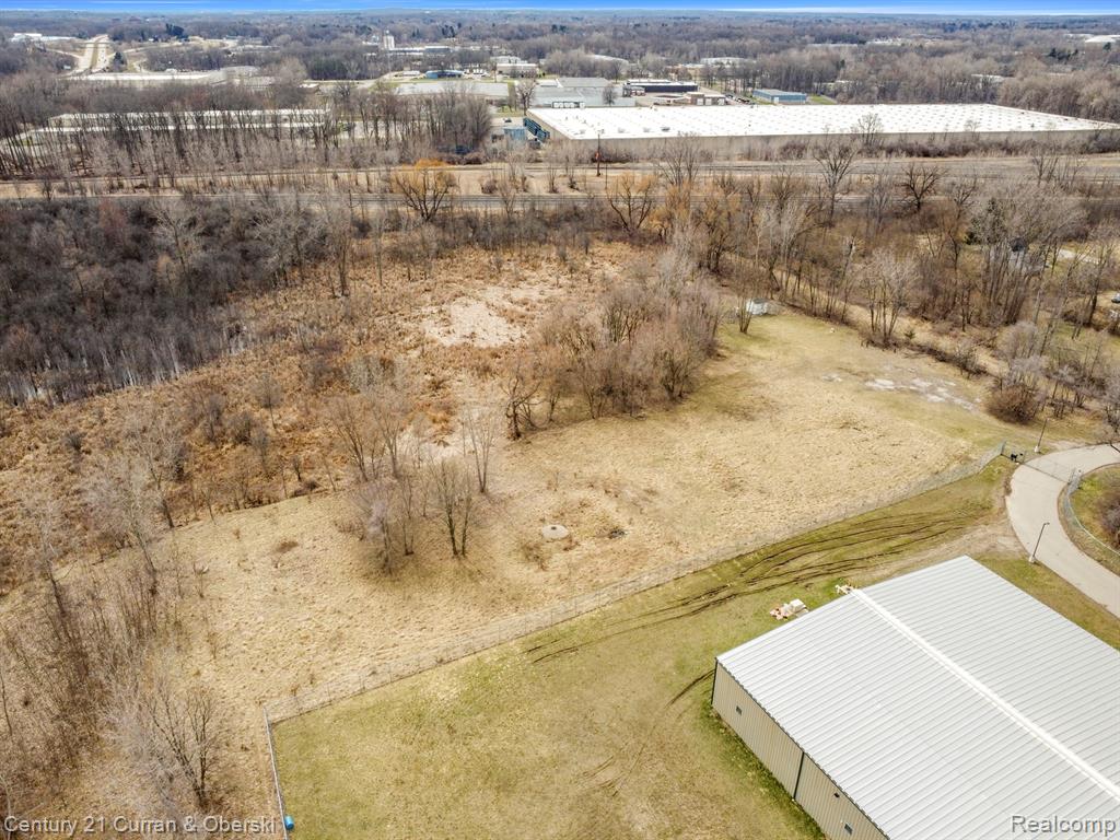 1139 S Dettman Road Property Photo 8