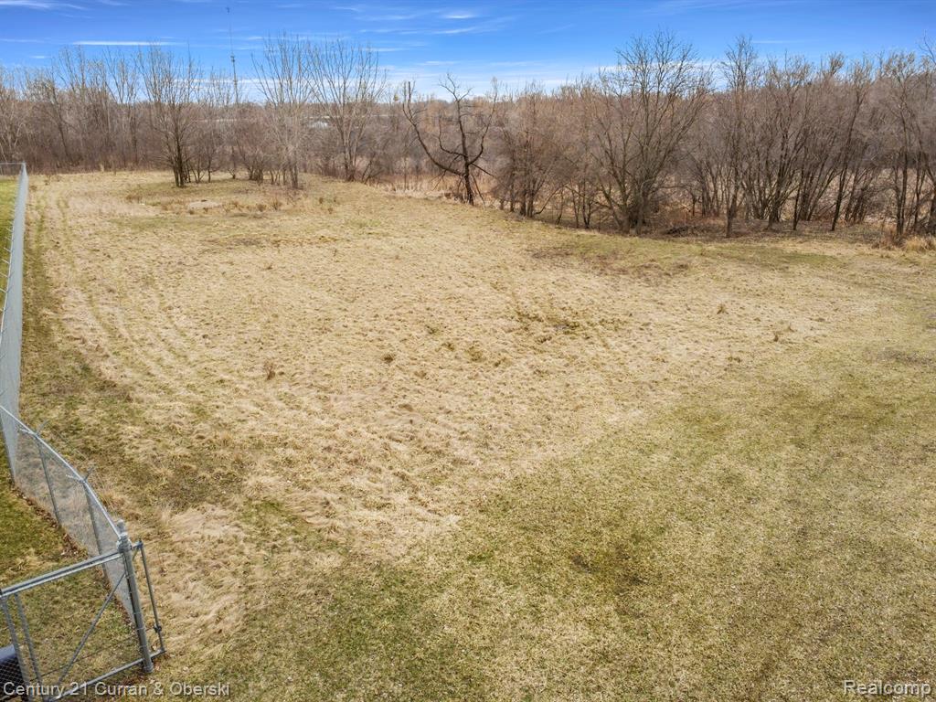1139 S Dettman Road Property Photo 14