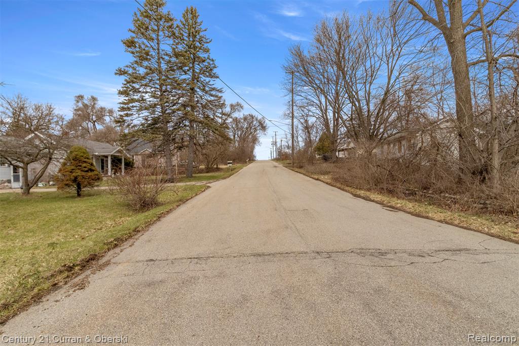 1139 S Dettman Road Property Photo 15