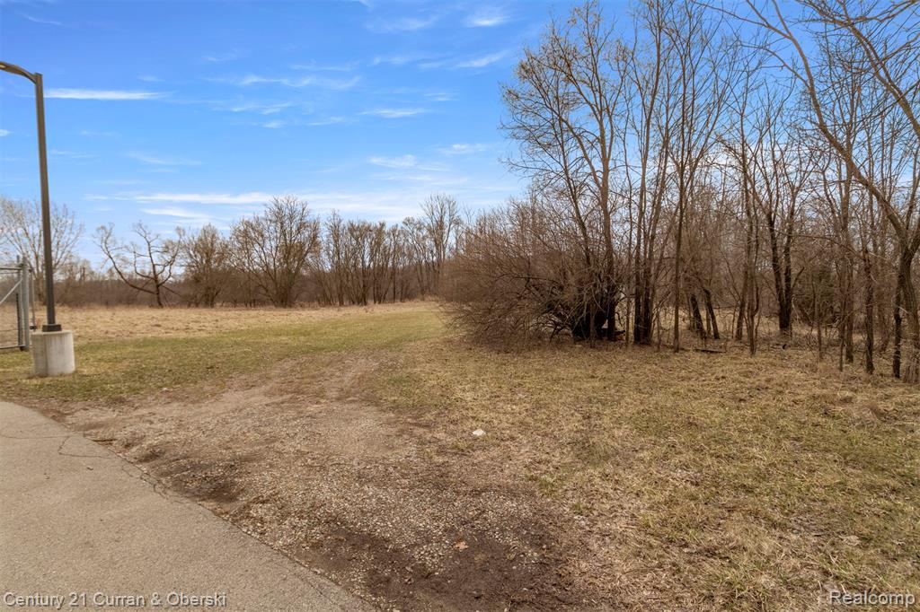 1139 S Dettman Road Property Photo 19