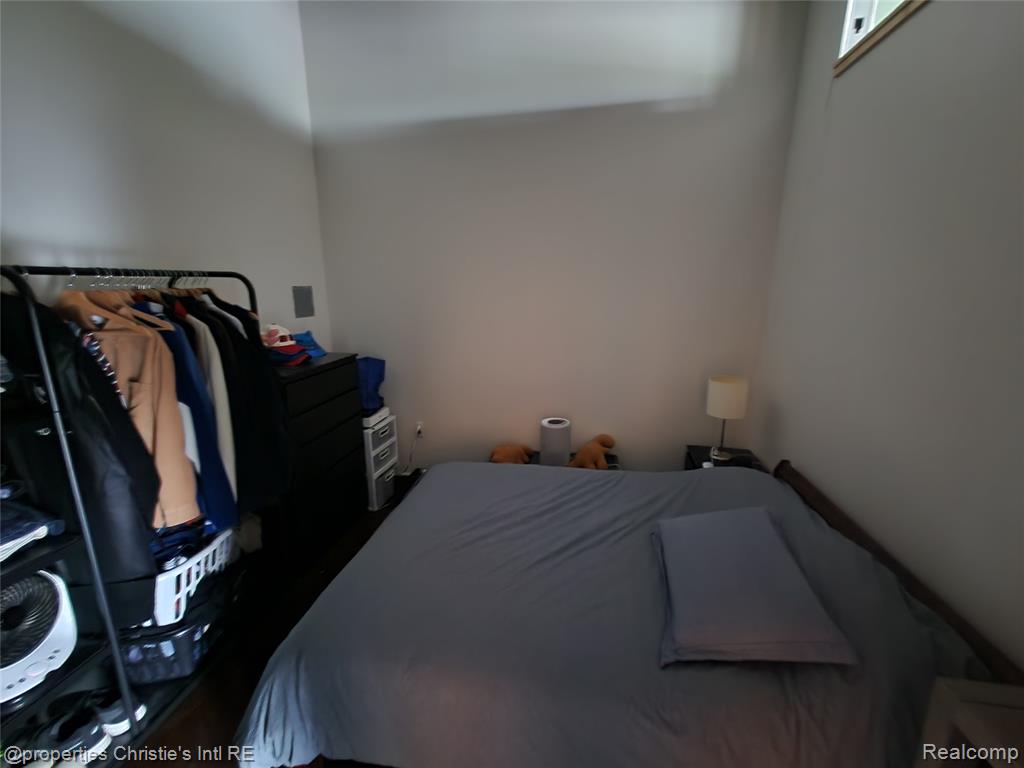 55 W Canfield Street Property Photo 5