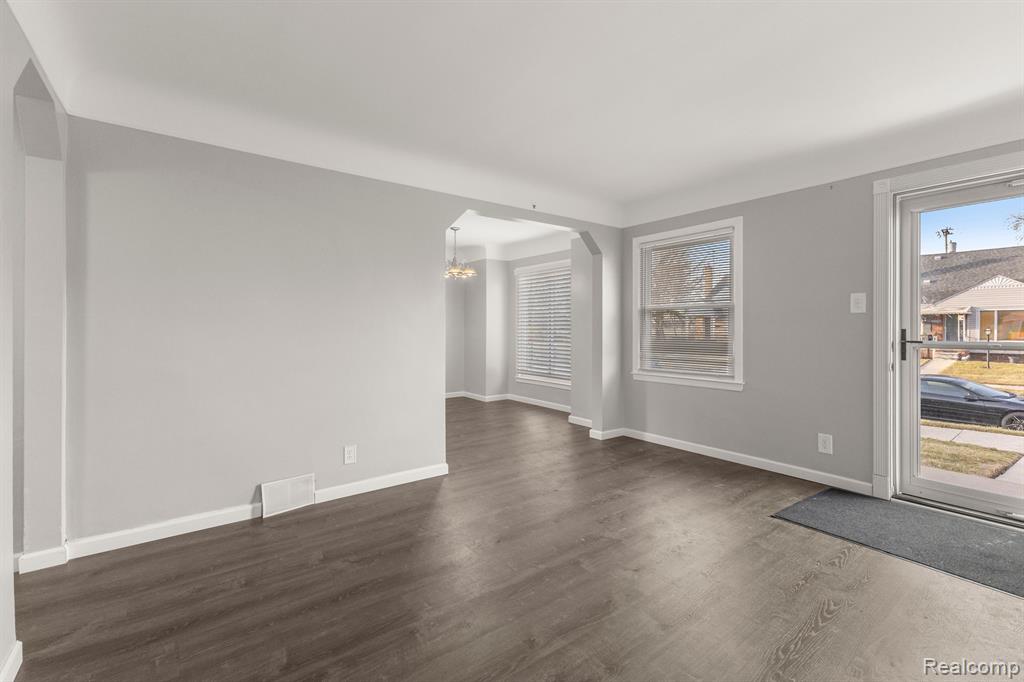14592 Oconnor Avenue Property Photo 6