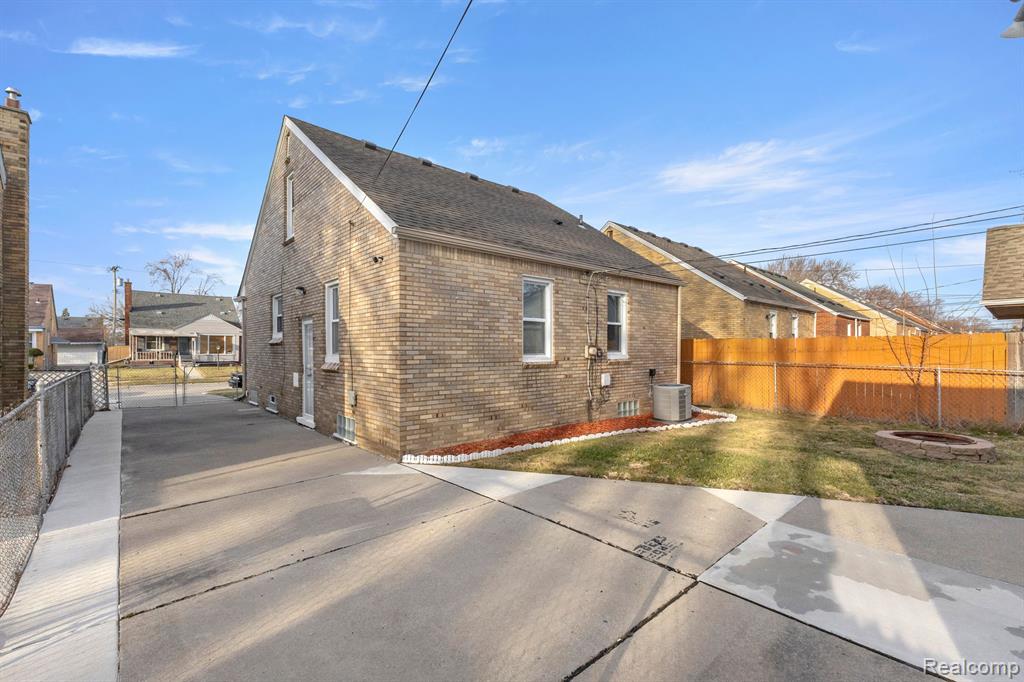 14592 Oconnor Avenue Property Photo 33