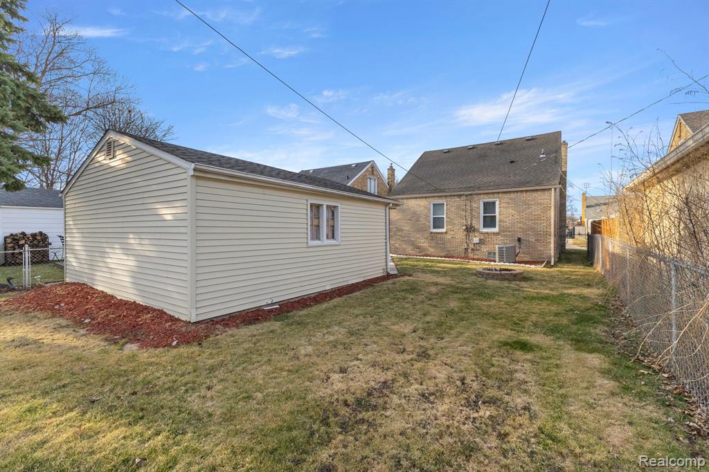 14592 Oconnor Avenue Property Photo 35