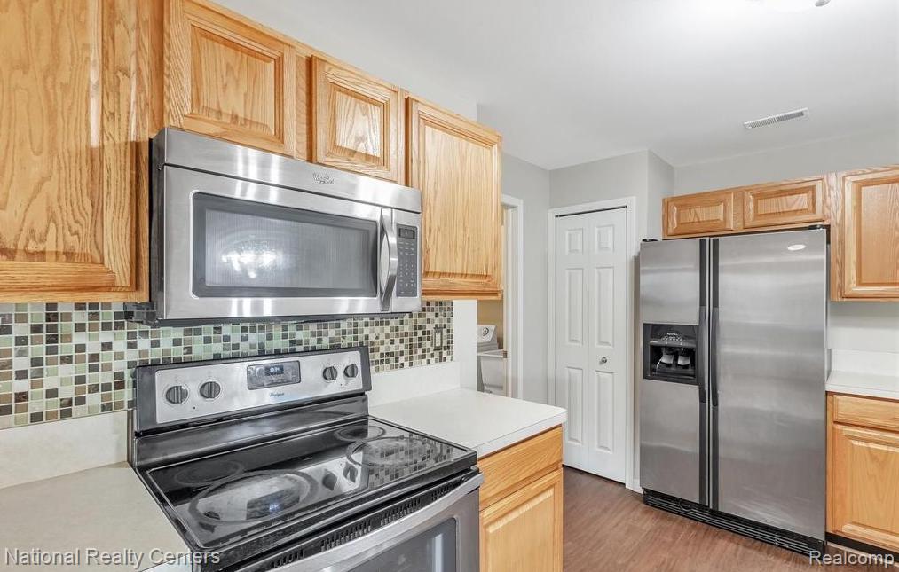 16707 Carriage Way Property Photo 11