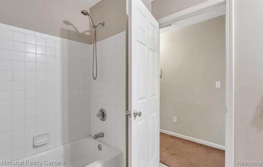 16707 Carriage Way Property Photo 17