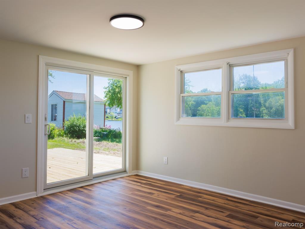 11560 Island Ct Court Property Photo 19