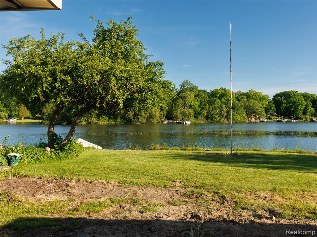 11560 Island Ct Court Property Photo 29